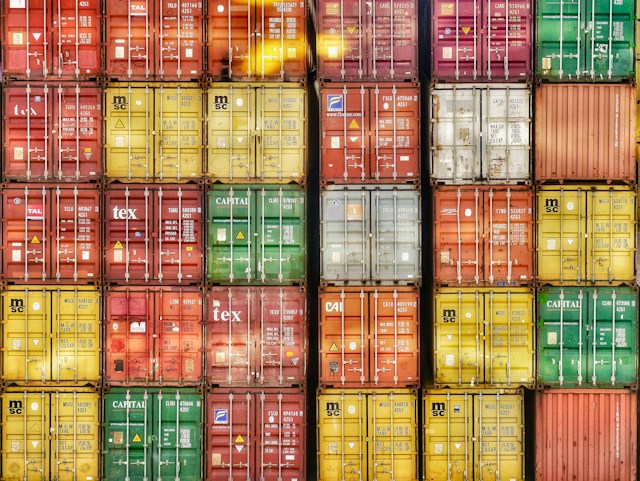 Mexico to USA Shipping Costs vs. Transit Time: Choosing the Best Option